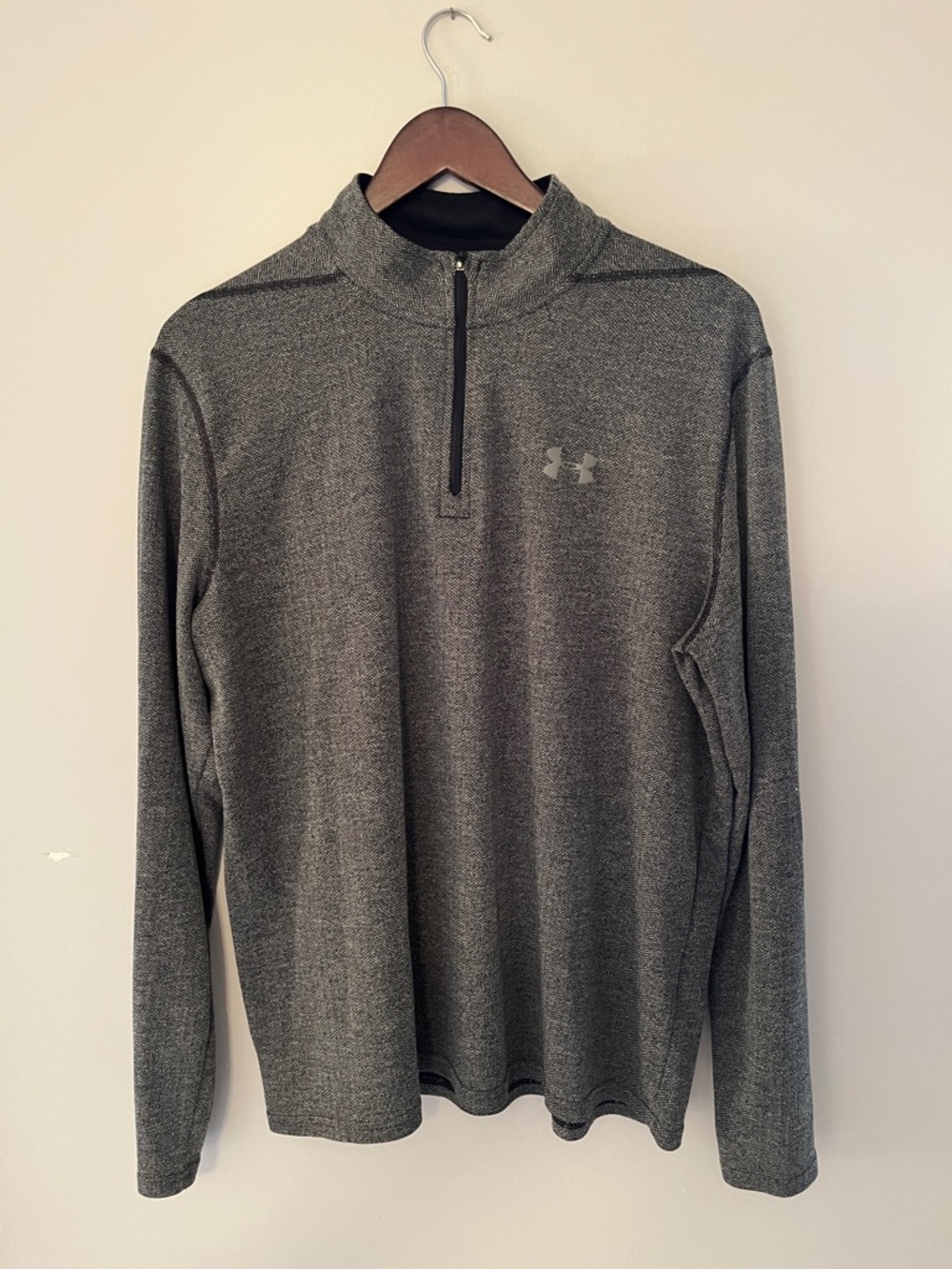 Under Armour Men's Dark Gray Heather 1/4 Zip Pullover